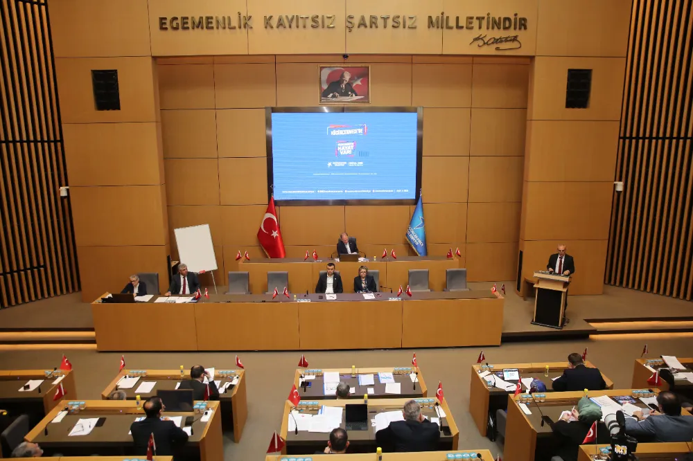 BELEDİYE MECLİSİ’NDE 2024 YILI FAALİYET RAPORU KABUL EDİLDİ 