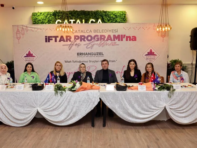 Başkan Erhan Güzel, Hanımeli Kadın Kooperatifi Üreticileri ile iftar sofrasında bir araya geldi. 