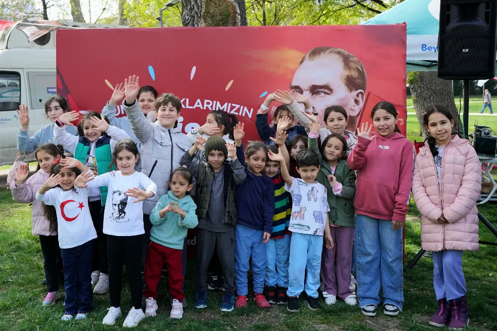 BEYLİKDÜZÜ 23 NİSAN ÇOCUK ŞENLİĞİ BAŞLADI 